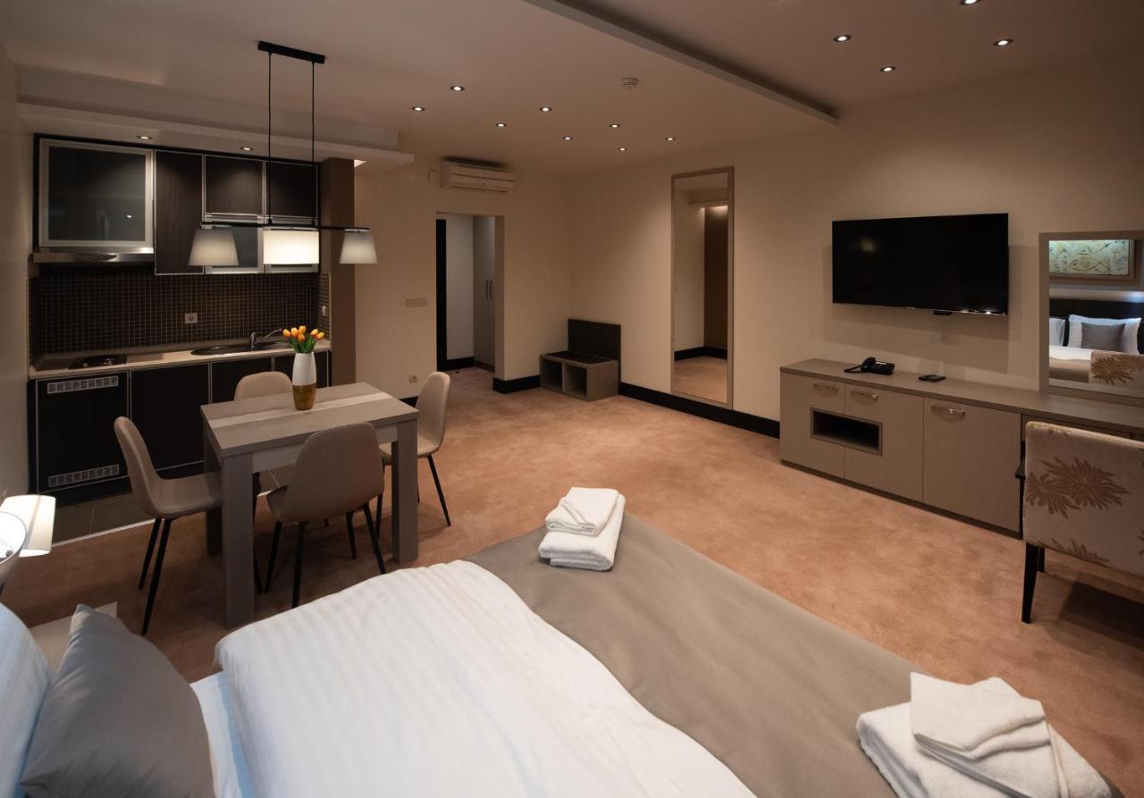 Hotel Sun Loznica Eksteriør billede