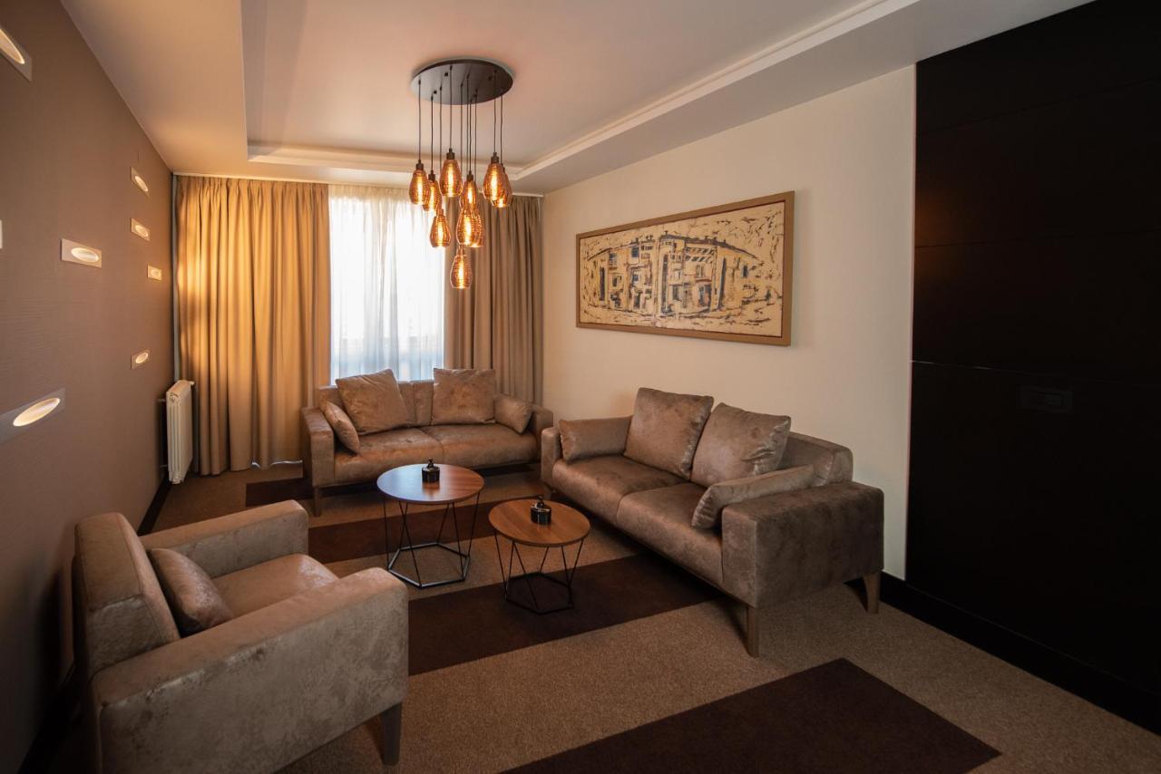 Hotel Sun Loznica Eksteriør billede
