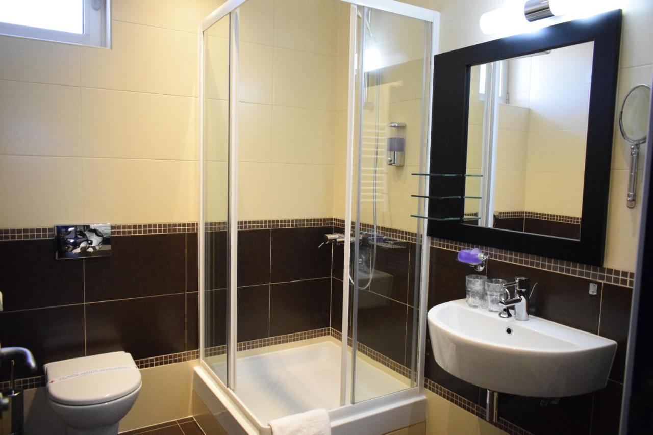 Hotel Sun Loznica Eksteriør billede