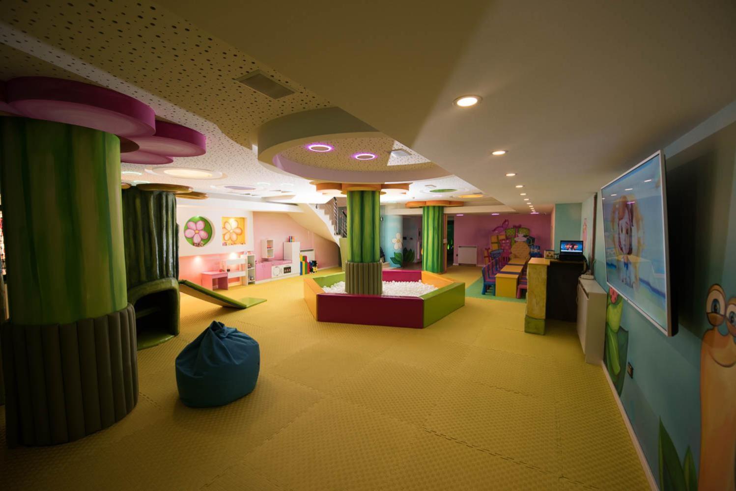 Hotel Sun Loznica Eksteriør billede