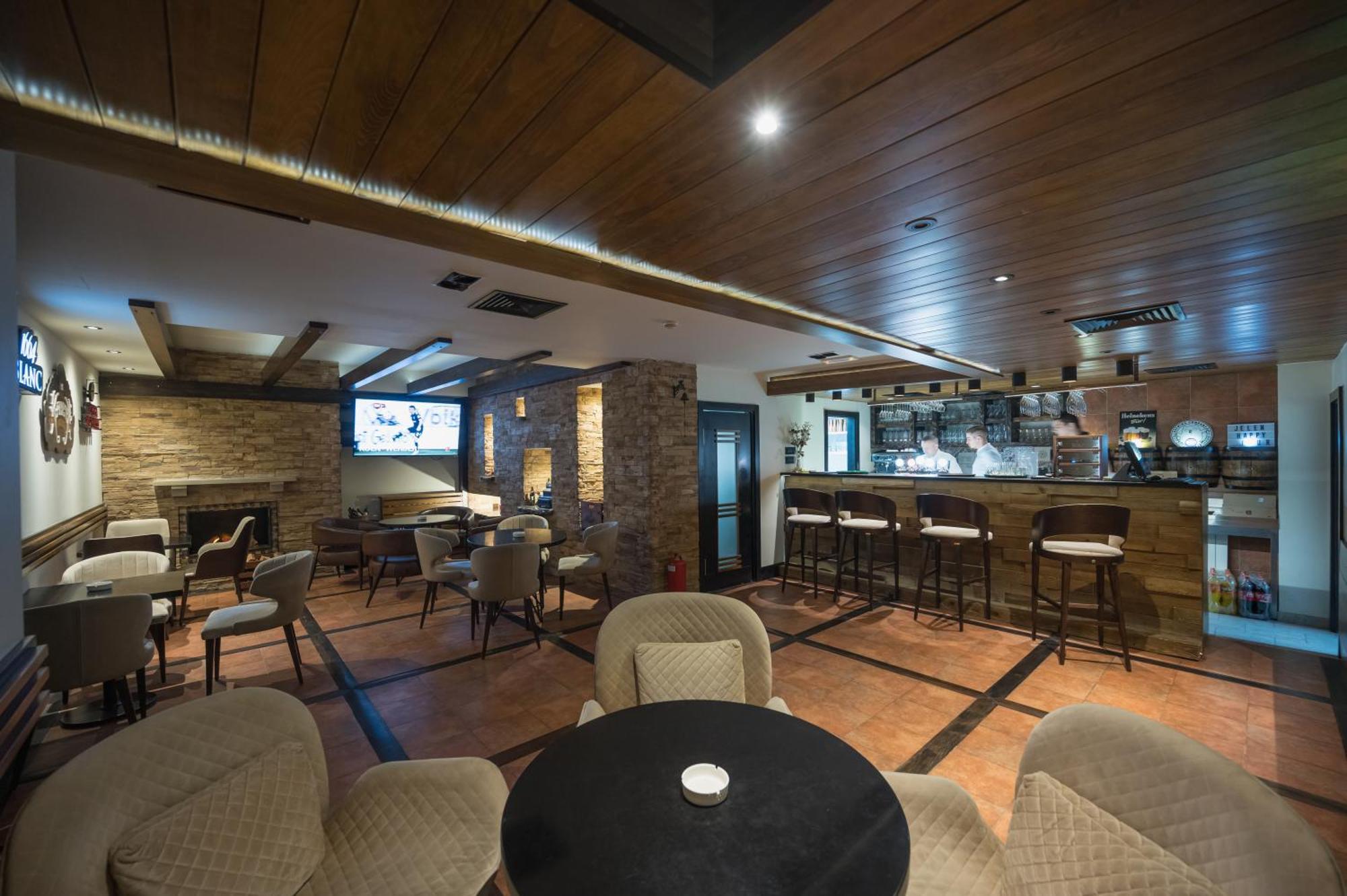 Hotel Sun Loznica Eksteriør billede