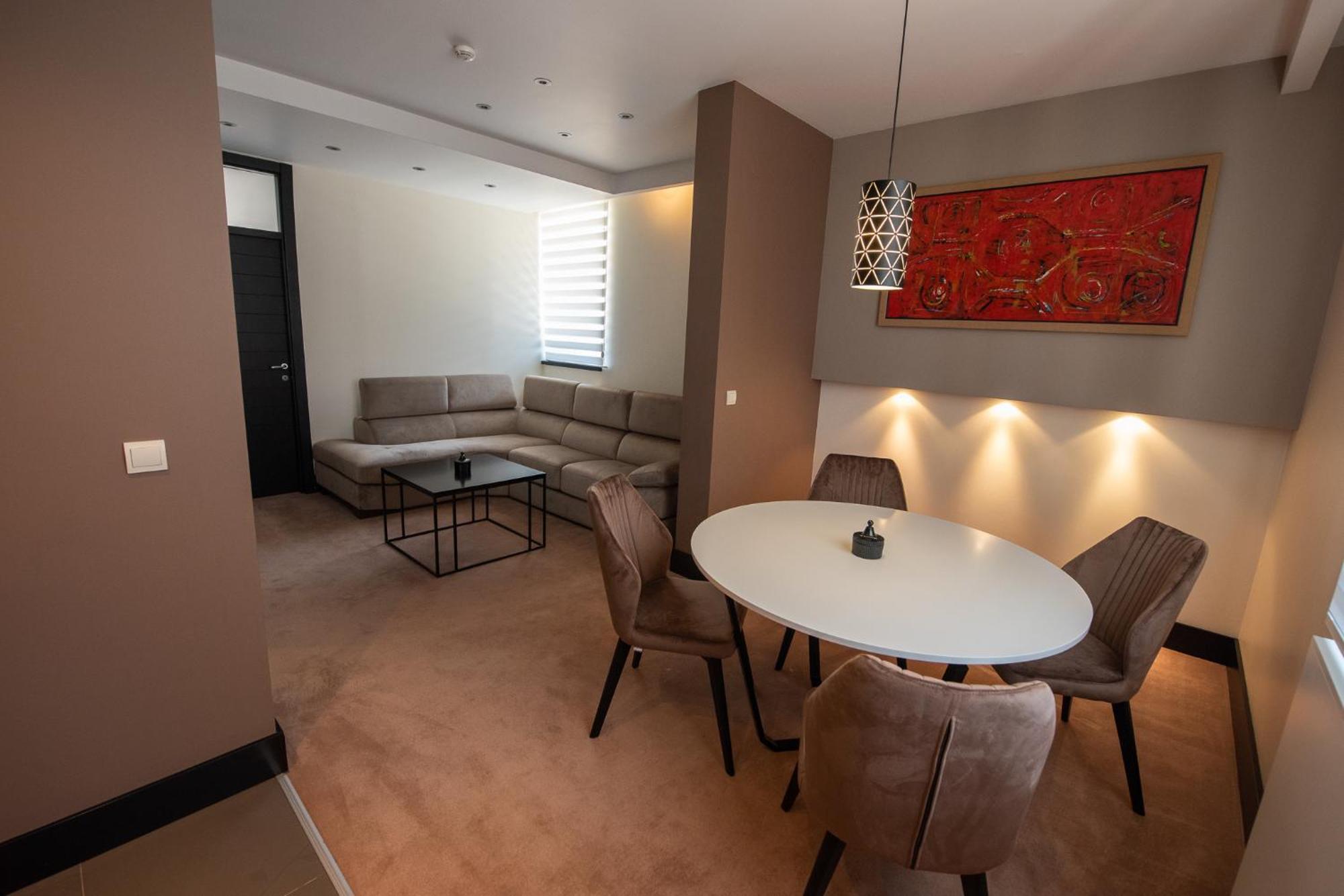 Hotel Sun Loznica Eksteriør billede