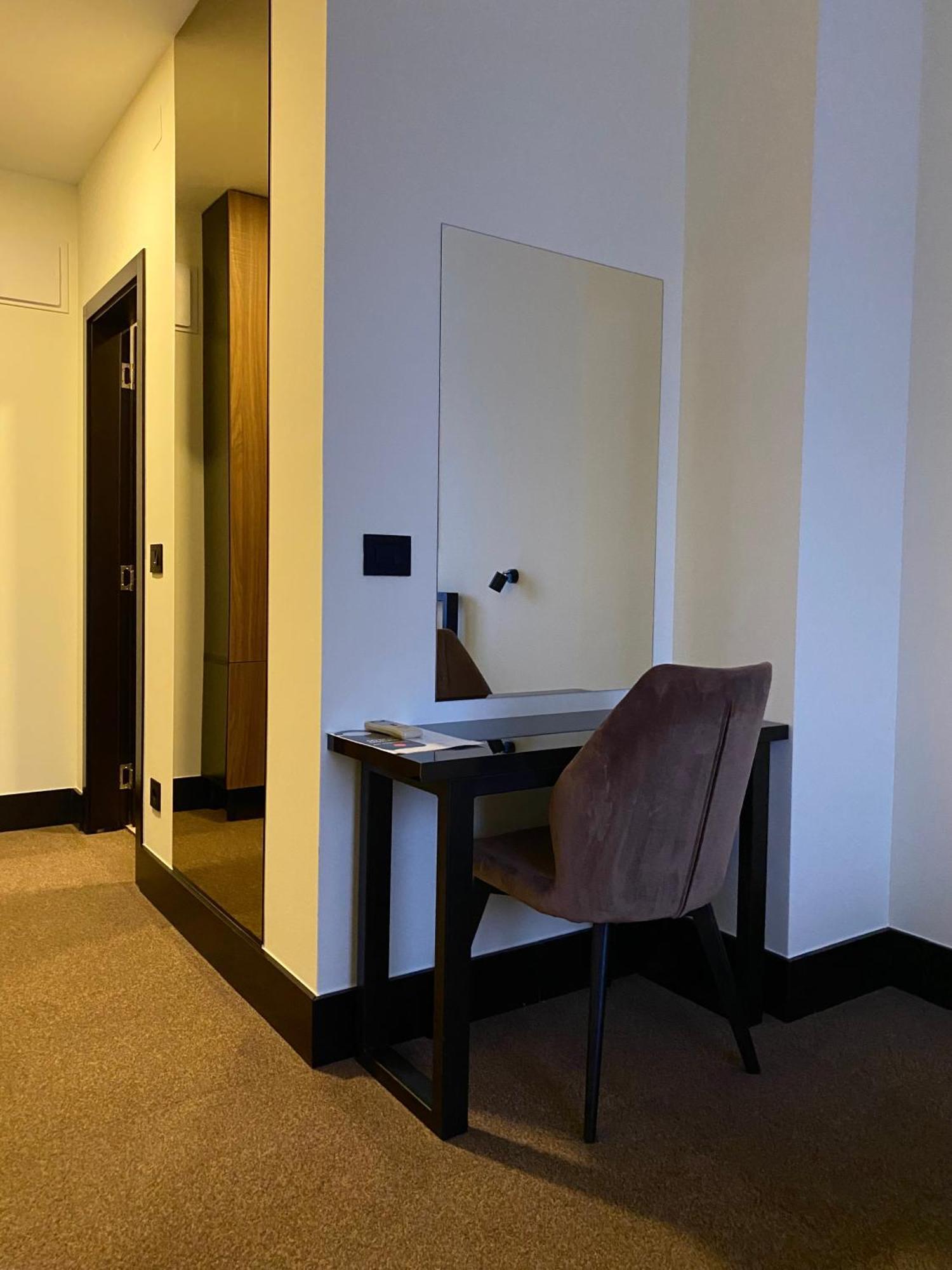 Hotel Sun Loznica Eksteriør billede